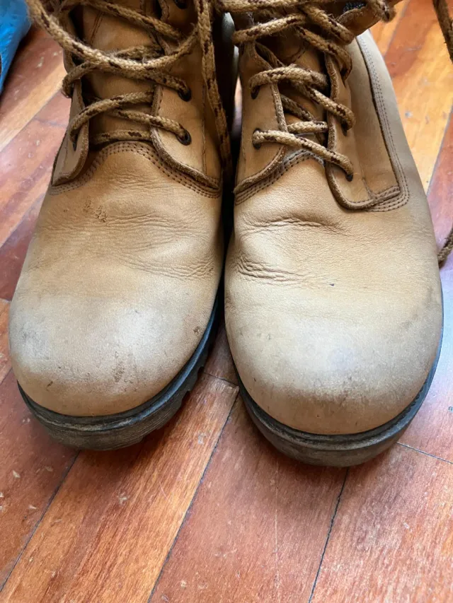 Botas Levis Marrones Ante Talla 43