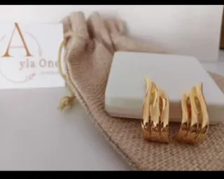 Pendientes bañados en oro 18k