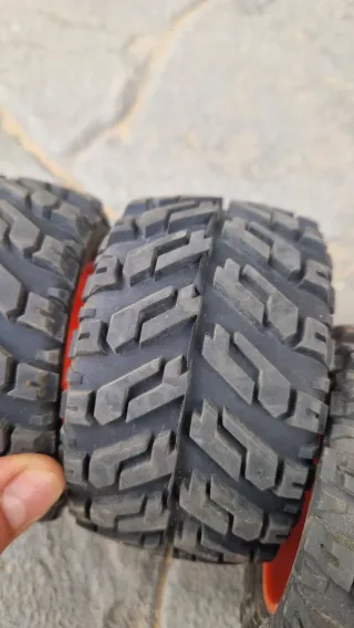 Ruedas Traxxas Talon 2.8 (4 unidades)