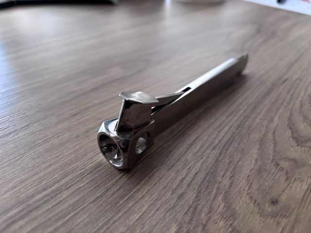 Cortapuros Domatus plateado