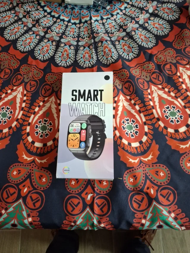 Smartwatch Negro con Múltiples Funciones