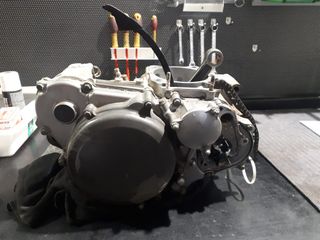 Cárter Suzuki DRZ 400 Cigüeñal Caja Cambios