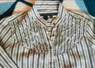 Camisa talla M Rayas Grises y Blancas