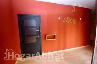 Local comercial en venta en Zona Piscinas en Burriana