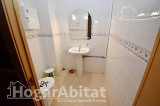 Local comercial en venta en Zona Piscinas en Burriana