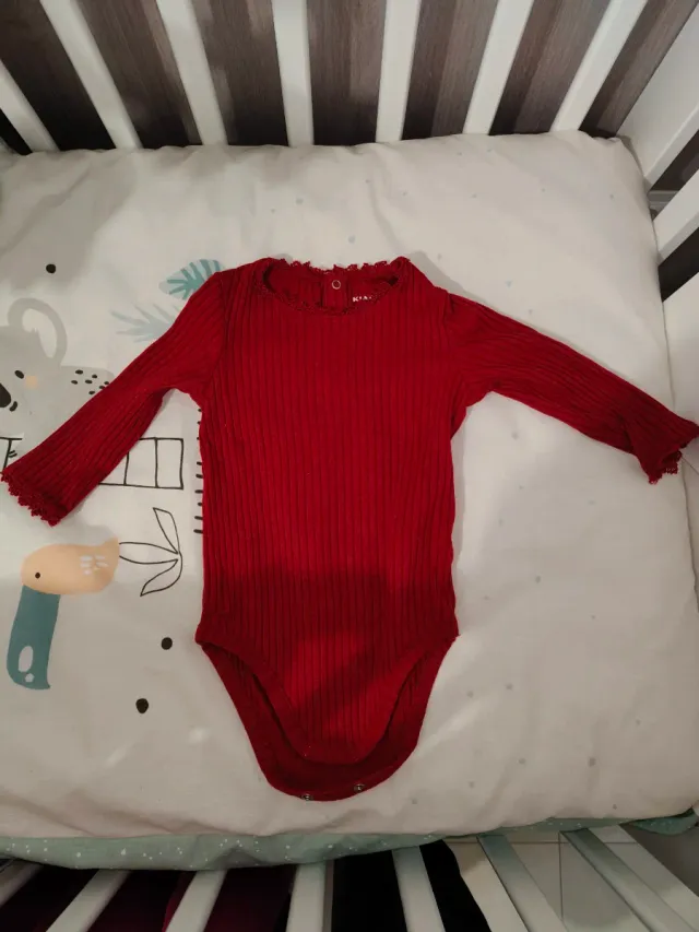 Body Rojo Bebé Talla 12 Meses