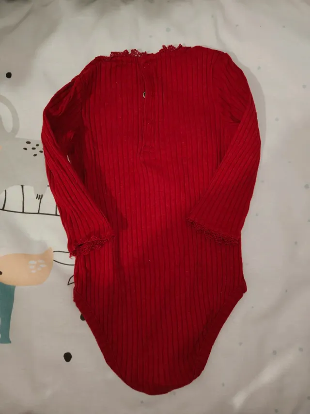 Body Rojo Bebé Talla 12 Meses