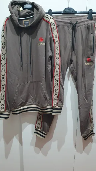 Tuta Gucci uomo beige/marrone,