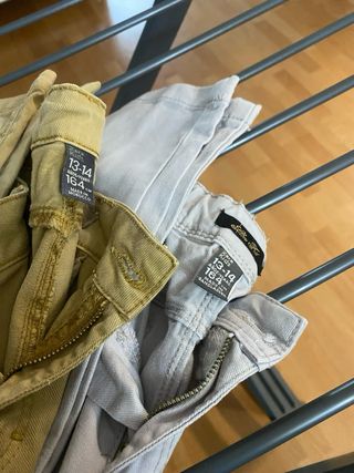 Pantalones beige y grises talla 13/14 años