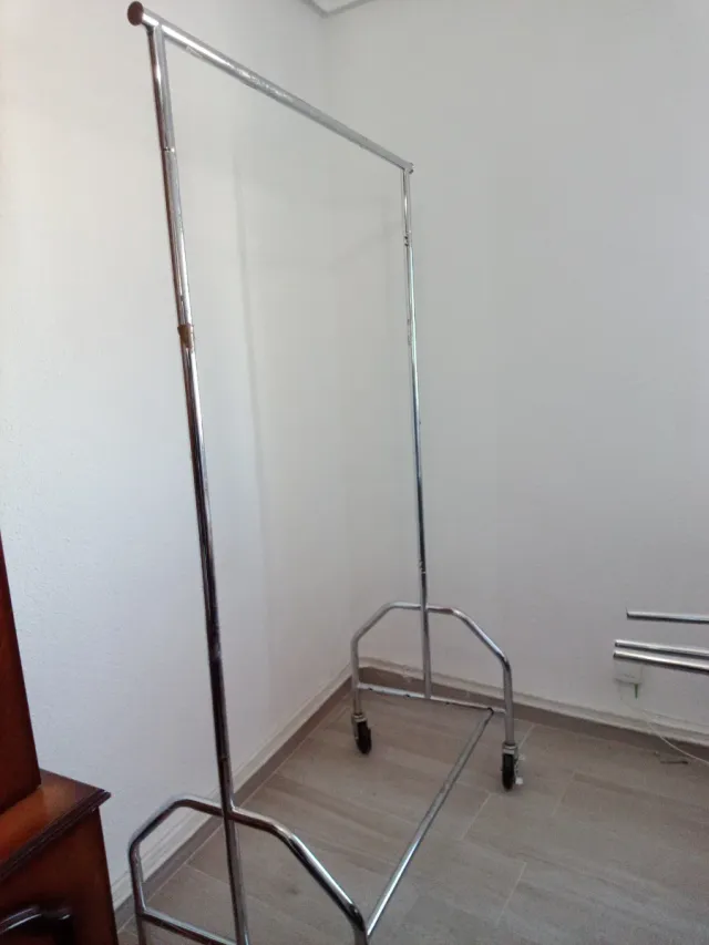 Perchero Metálico Extensible