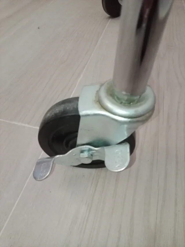 Perchero Metálico Extensible