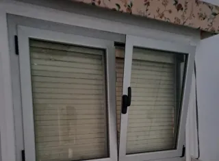 Ventana Aluminio Oscilobatiente