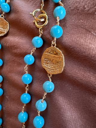 Collar Turquesa con Colgante León Dorado