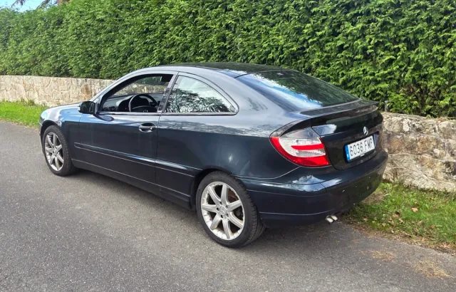 Mercedes-Benz Clase C 2007