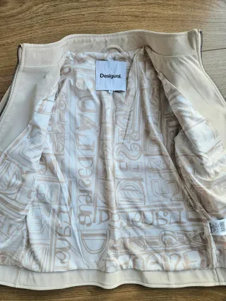 Chaqueta Desigual Beige Talla M