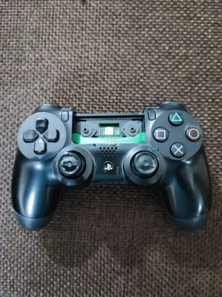 3 Joypad per PS4