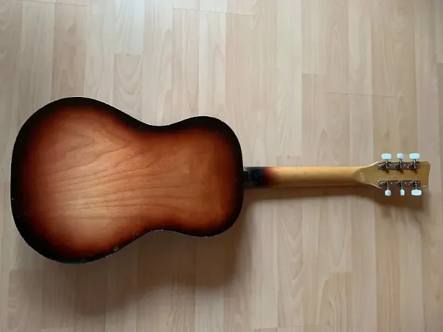 Guitarra Egmond Toledo 1950s George Harrison