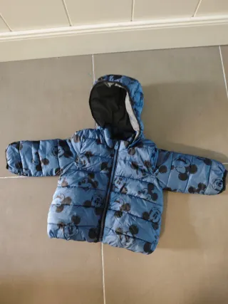 Abrigo Bebé GAP x Disney 18-24 meses