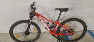 Bicicleta Trek Marlin 5 Roja