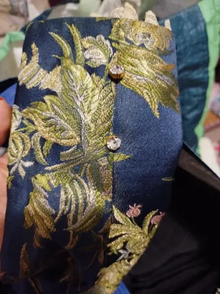 Traje Fallera Adulta/Adolescente. Talla40/42.