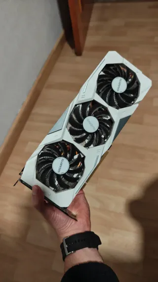 Gigabyte RTX 2060 Super Gaming OC White 8GB