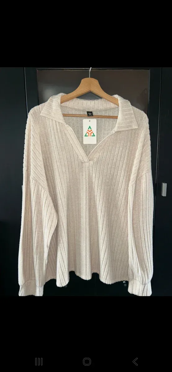Jersey canalé beige cuello polo talla XL