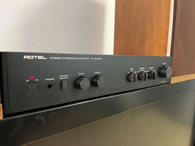 Amplificador HiFi Rotel RA 840B X4 - Garantia