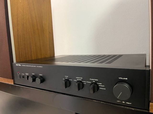 Amplificador HiFi Rotel RA 840B X4 - Garantia