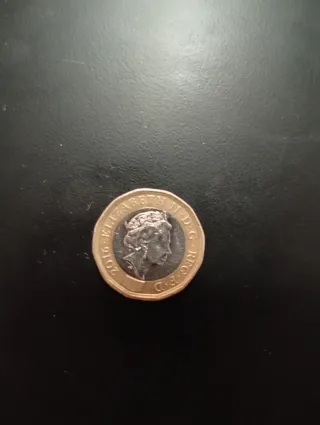 Moneda Isabel II 2016 se escuchan ofertas