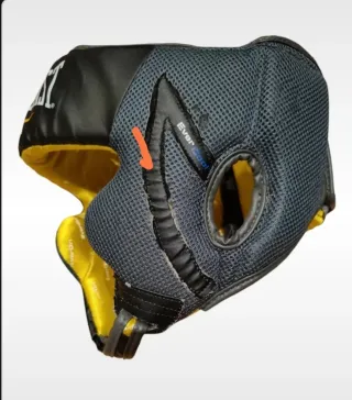 Casco de boxeo Everlast