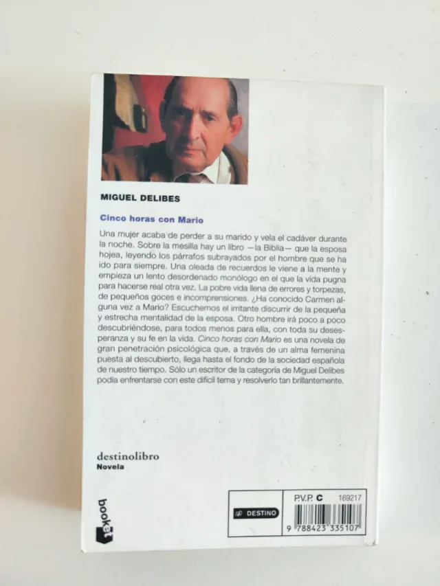 Cinco horas con Mario