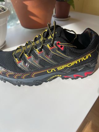ZAPATILLA IZQUIERDA La Sportiva Trail Running