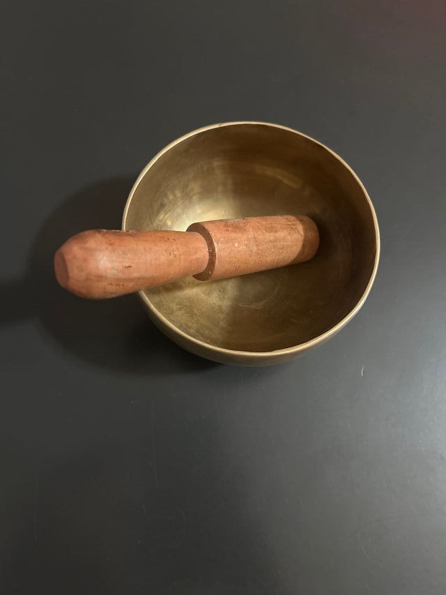 Campana Tibetana in ottone con battente
