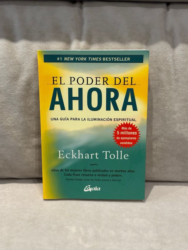 El poder del ahora: Una guía para la iluminació...