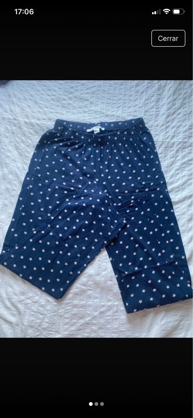 Pantalón pijama azul con estrellas