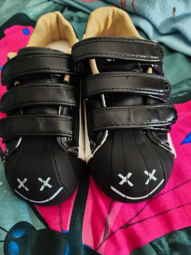 Tenis Mujer Negros con Blanco