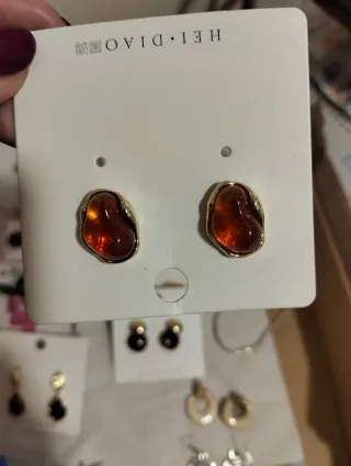 Lotto bigiotteria donna tutta 15€