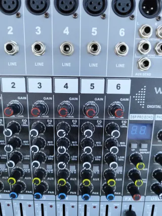 Mesa de mezclas profesional weymic MR60 6 canales