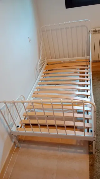 Cama infantil extensible Ikea + somier + colchón