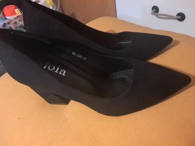 Zapatos de tacón negros ante