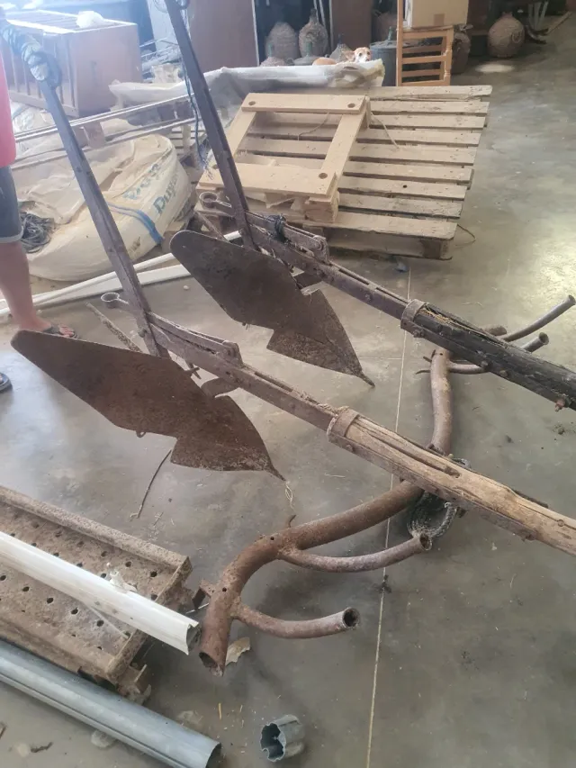 Arados antiguos de labranza