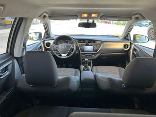 Toyota Auris 2.0 Active 2014