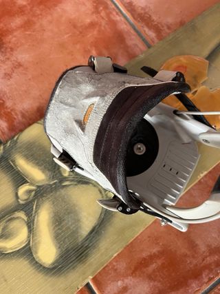 Tabla Snowboard Burton,Fijaciones Flow,Botas K2...