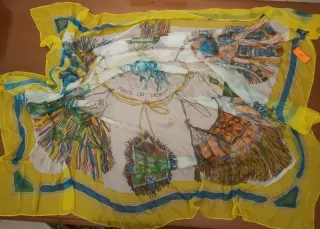 Bellissimo foulard Hermes in pura seta Nuovo