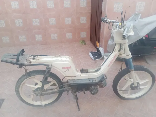 Derbi Variant Start