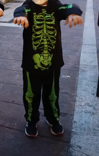 Disfraz esqueleto infantil talla 5