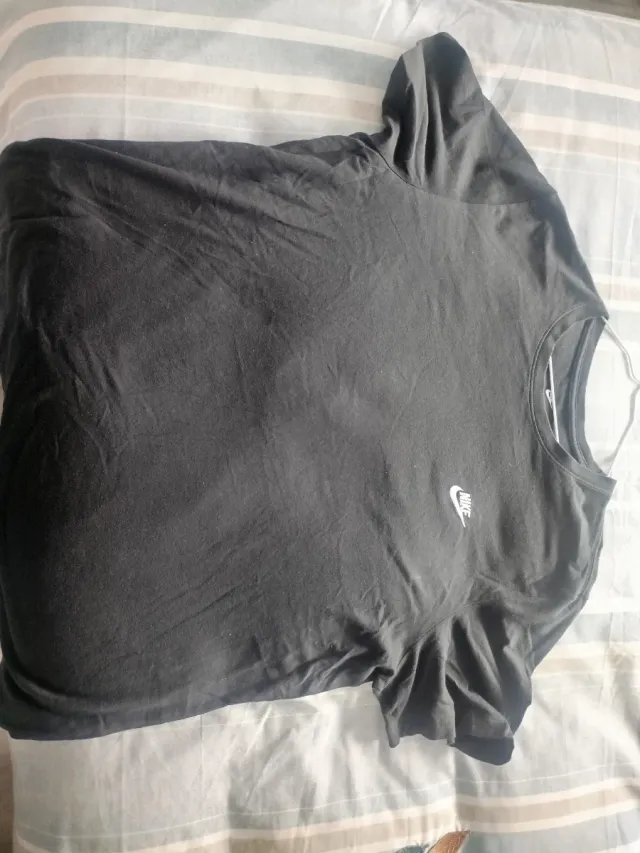 Camiseta Nike Negra Básica