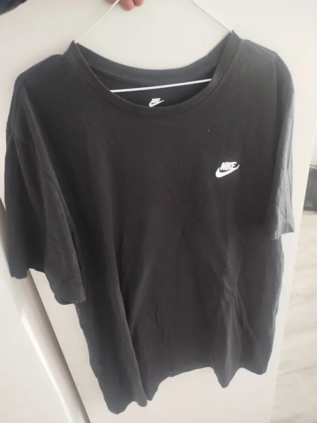 Camiseta Nike Negra Básica