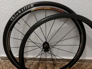Rueda trasera Mavic Ksyrium + 2 cubiertas