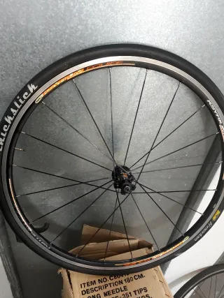 Rueda trasera Mavic Ksyrium + 2 cubiertas